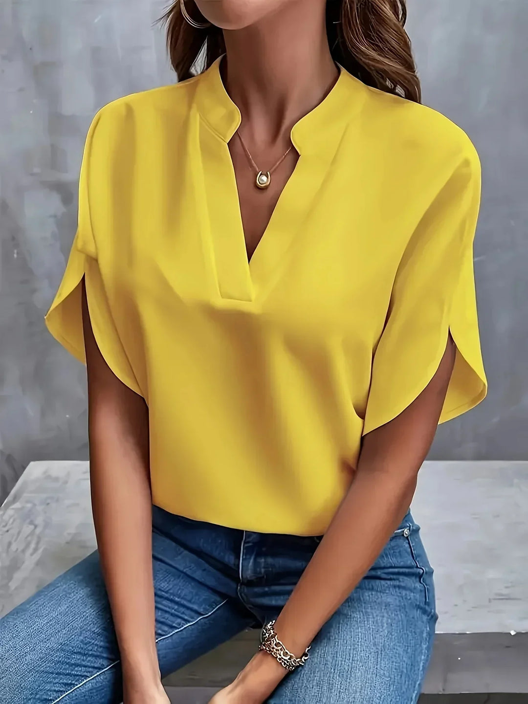 Kvinnors Blus | V-Hals med Skräddarsydd Design